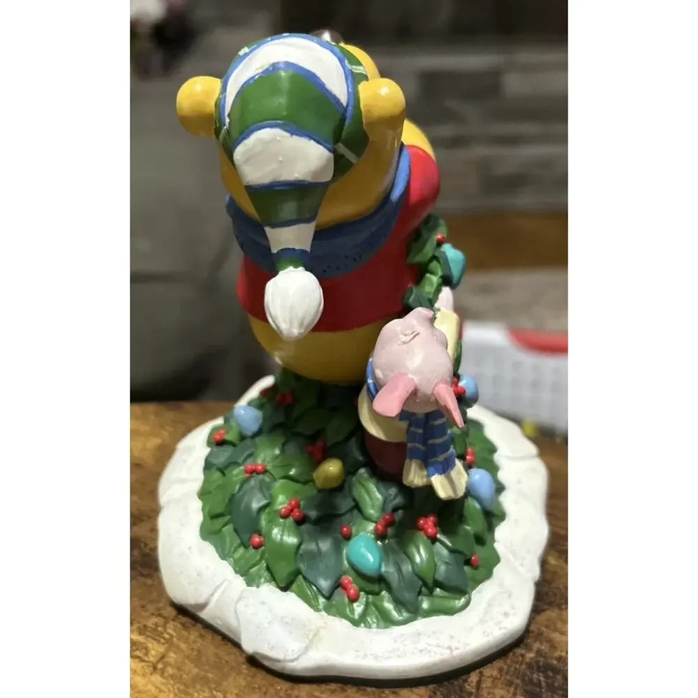 1996 WINNIE THE POOH & PIGLET STOCKING HOLDER 1996 Pooh's Winter Wonderland